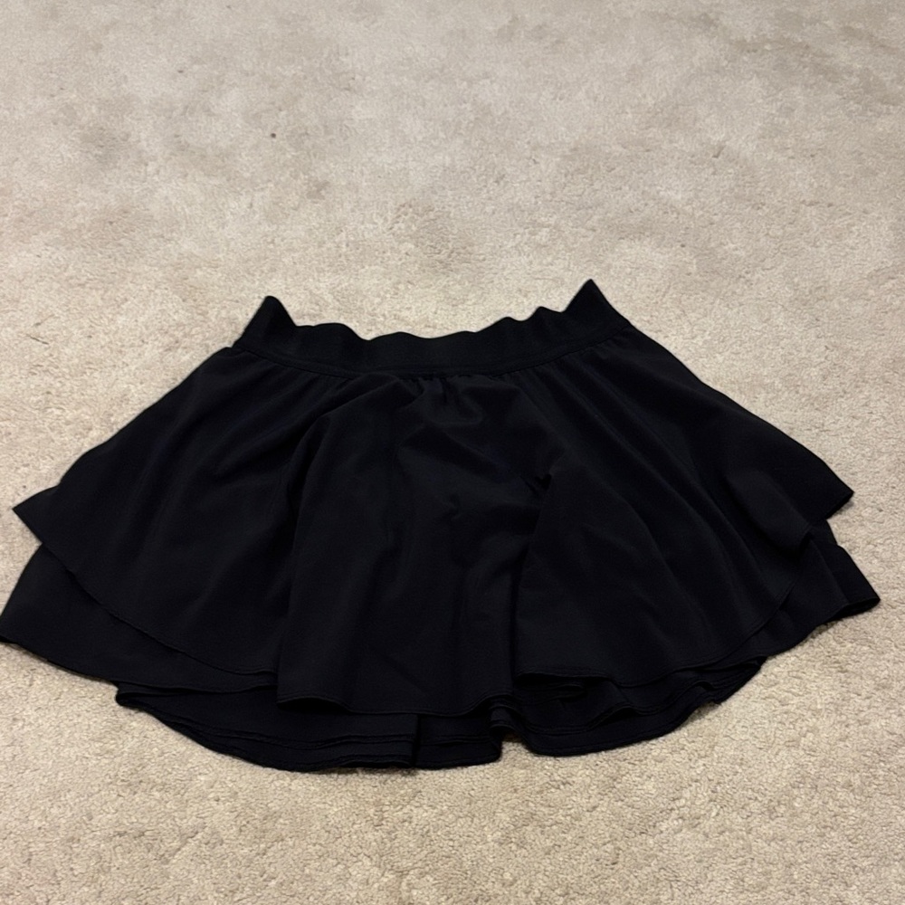 Lululemon Black Women's Skirt
